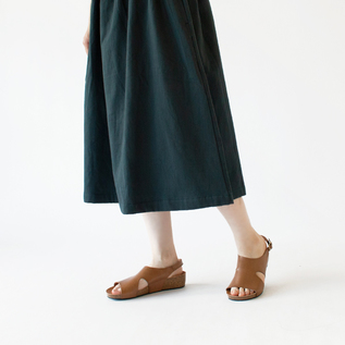 コーディネートしやすいミモレ丈(D.GREEN、身長162cm) コーディネートしやすいミモレ丈(D.GREEN、身長162cm)