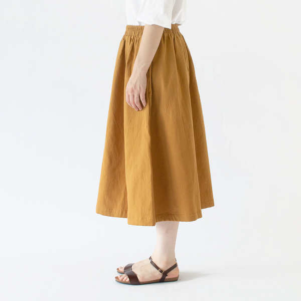 プラットエアーイン コットンフレアスカート(MUSTARD、身長162cm)