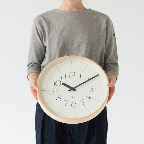 直径36.5cm（身長：162cm）