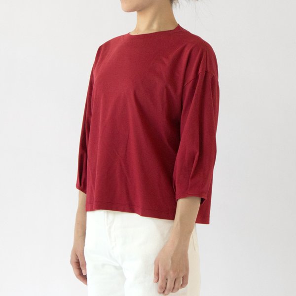 アシャオーガニックコットン 七分袖タックTシャツ(RED、身長162cm)
