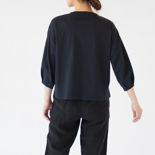 アシャオーガニックコットン 七分袖タックTシャツ(NAVY、身長162cm)