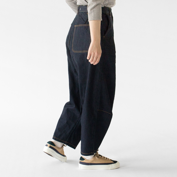 スニーカー BELTED L017 NAVY
