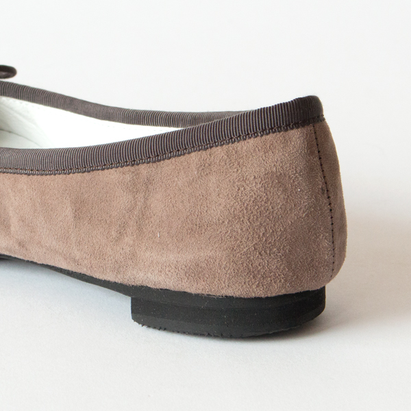 接地面も広く安定した履き心地