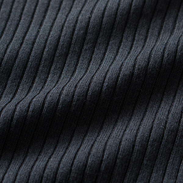 絹85%、カシミヤ15%のとろりととろける着心地(B .NAVY) 絹85%、カシミヤ15%のとろりととろける着心地(B .NAVY)