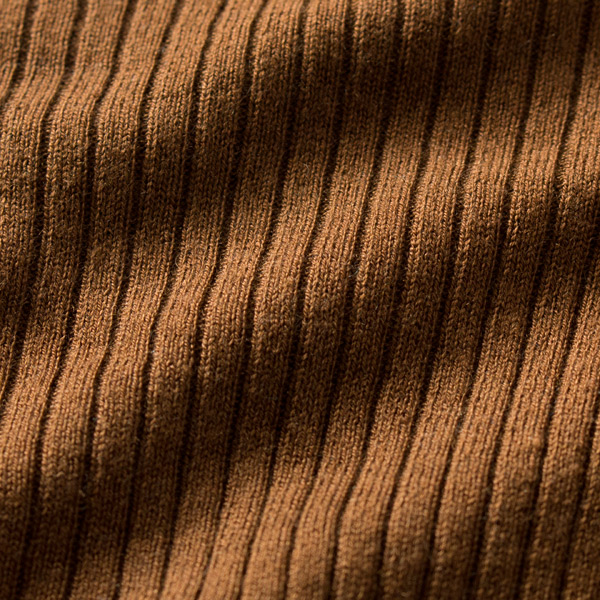 絹85%、カシミヤ15%のとろりととろける着心地(CAMEL) 絹85%、カシミヤ15%のとろりととろける着心地(CAMEL)