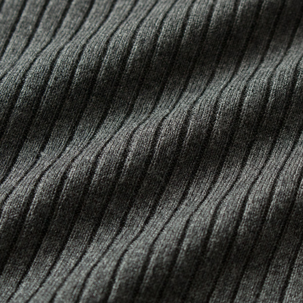 絹85%、カシミヤ15%のとろりととろける着心地(C.GREY) 絹85%、カシミヤ15%のとろりととろける着心地(C.GREY)