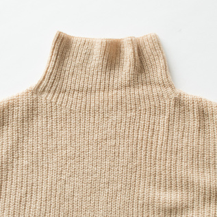 アルパカ100%のエアリーな着心地(BEIGE) アルパカ100%のエアリーな着心地(BEIGE)