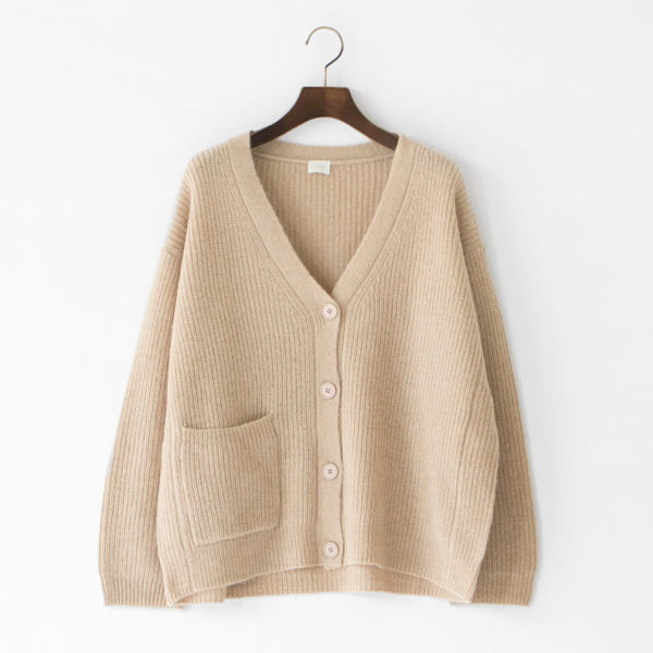 ロイヤルアルパカ Vネックニットカーディガン(BEIGE)