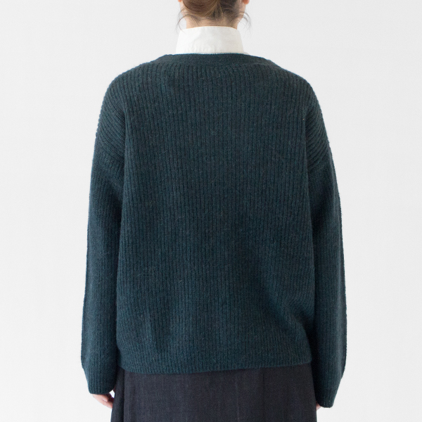 身長：162cm(BLUE)