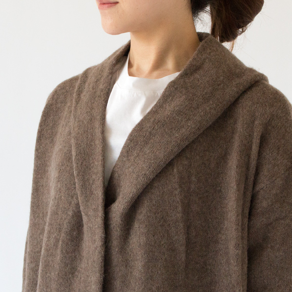 上品な大人カジュアルを作り出せるカーディガン(G.BROWN) 上品な大人カジュアルを作り出せるカーディガン(G.BROWN)