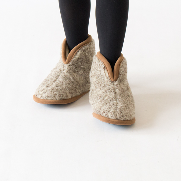 アッパーとインソールのカラーを変えたお洒落な一足(メランジュ 男性向け・身長162cm足サイズ24.5cm) アッパーとインソールのカラーを変えたお洒落な一足(メランジュ 男性向け・身長162cm足サイズ24.5cm)