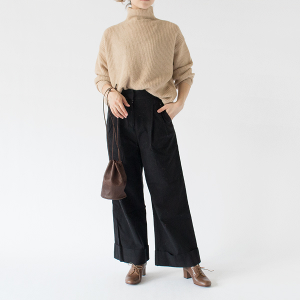 身長162cm・BLACK