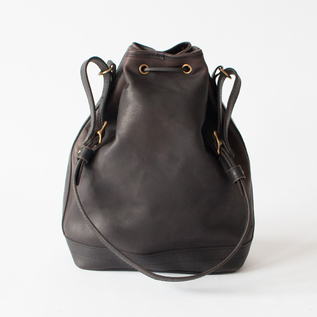 ショルダーバッグ LEATHER WANDER PURSE BAG LARGE／vasco