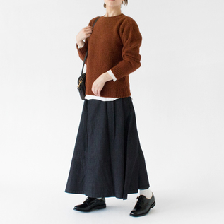 袖と裾から覗かせてさりげないおしゃれを(クルーネック(M)、身長162cm) 袖と裾から覗かせてさりげないおしゃれを(クルーネック(M)、身長162cm)