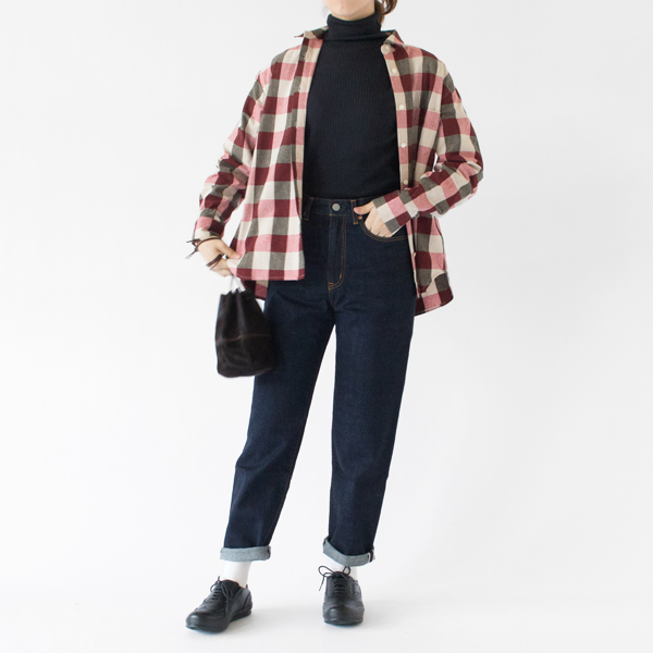軽いアウターとしても(RED、身長162cm)