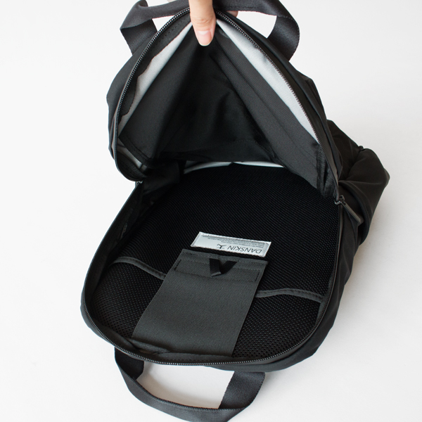 メインコンパートメント(ブラック) メインコンパートメント(ブラック)