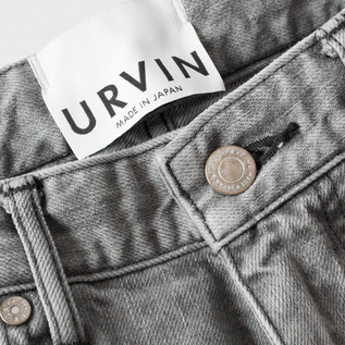URVINのパッチやブランドタグもポイントに URVINのパッチやブランドタグもポイントに
