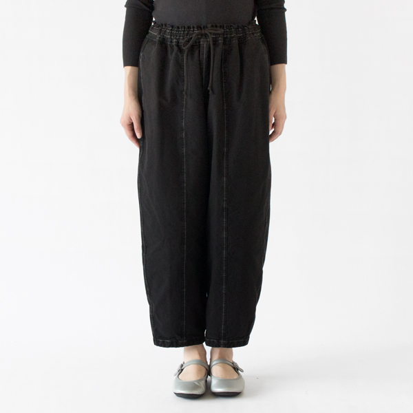 身長：162cm(BLACK)