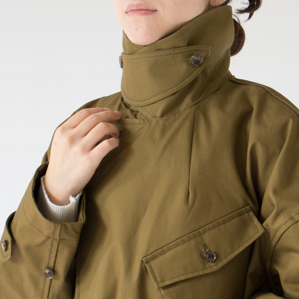 襟を立てたときに使えるチン・ウォーマー(KHAKI)