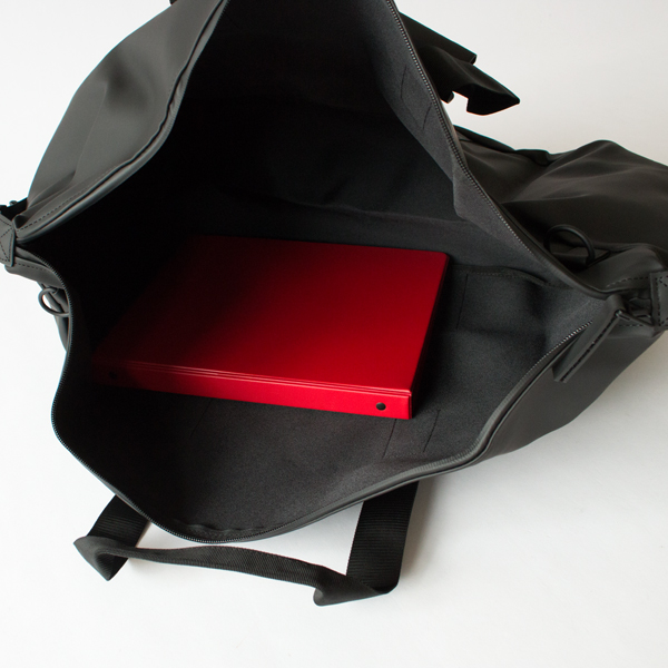 小旅行や出張のお供におすすめなサイズ(BLACK) 小旅行や出張のお供におすすめなサイズ(BLACK)