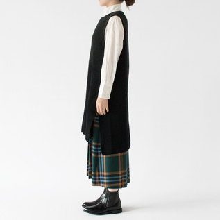 BLACK、身長162cm BLACK、身長162cm