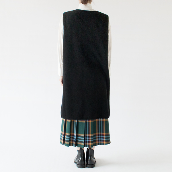 BLACK、身長162cm