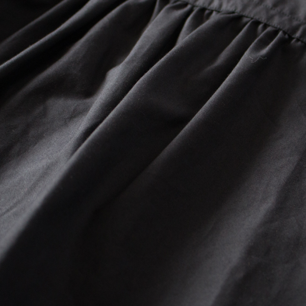 コットンのハリとシルクのしっとり感が合わさった気持ちよさ(BLACK)