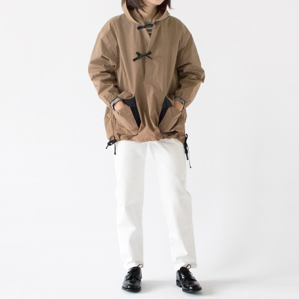 身長：163cm(BROWN)