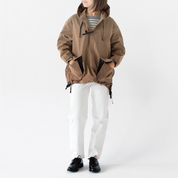 身長：163cm(BROWN)