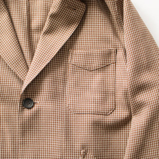 フレンチワークで見られるデザインのポケット(BROWN)