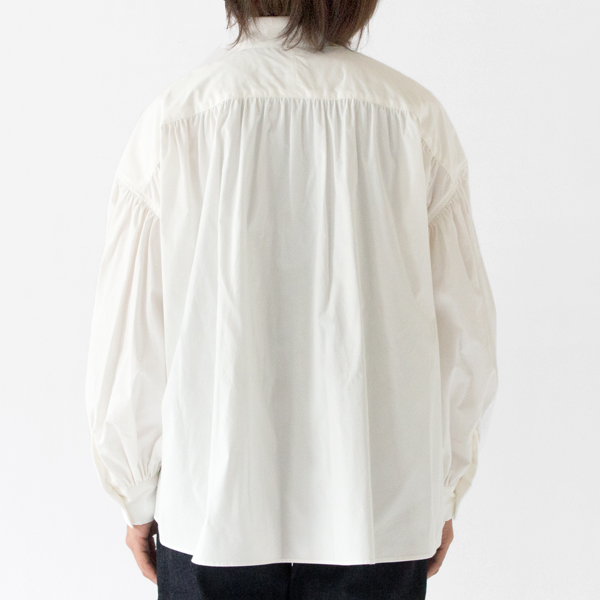 身長：163cm(WHITE)