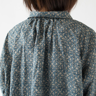 ツル花プリントリネン 前開きシャツワンピース／Vlas Blomme