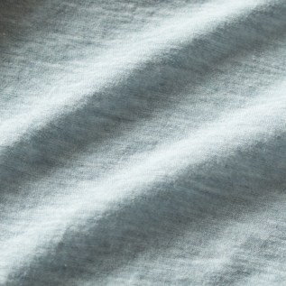薄めのブルーにグレーやホワイトが混ざったBLUE GRAY 薄めのブルーにグレーやホワイトが混ざったBLUE GRAY
