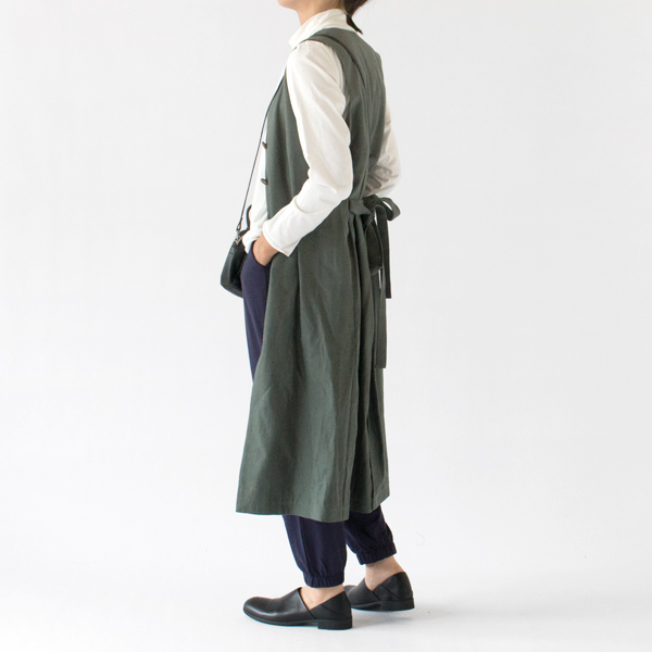 お出かけ着としても◎(NAVY-L、身長162cm)
