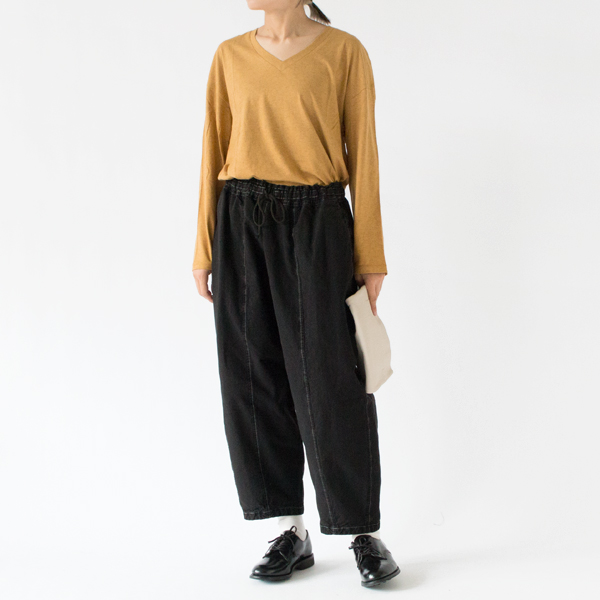 カジュアルな着こなしにぴったり(YELLOW-L、身長162cm)