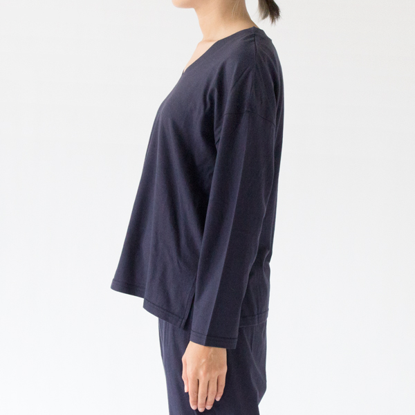 NAVY(Mサイズ、身長162cm)