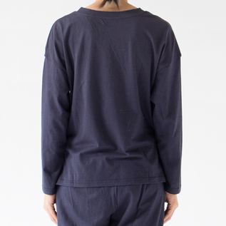 NAVY(Mサイズ、身長162cm) NAVY(Mサイズ、身長162cm)