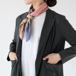 MANTERO シルクツイルスカーフ (70×70)／MANTERO（マンテロ）｜愛着を