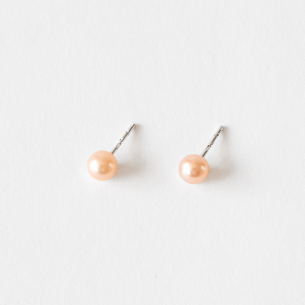 キャッチレスピアス パール（ピンク 6.5-7mm）