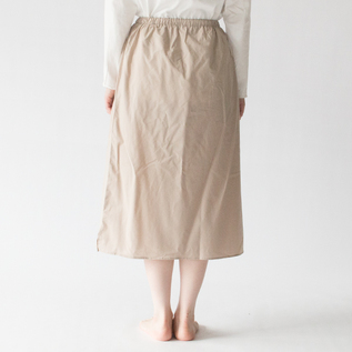 BEIGE、身長162cm BEIGE、身長162cm