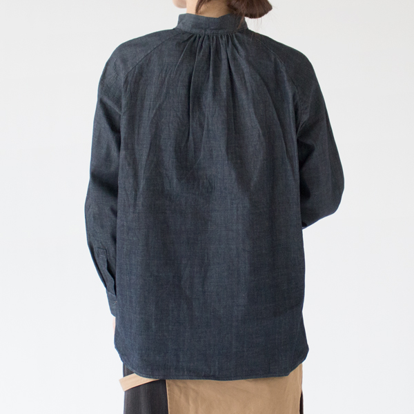 BLUE、身長162cm