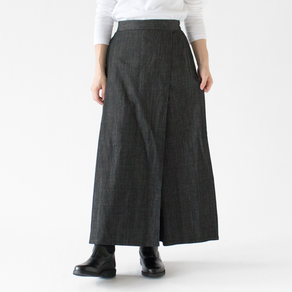 BLACK、身長162cm BLACK、身長162cm