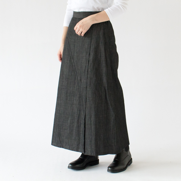 BLACK、身長162cm BLACK、身長162cm