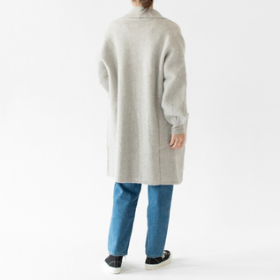 LIGHTGREY・身長162cm LIGHTGREY・身長162cm