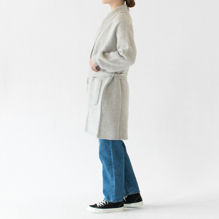 LIGHTGREY・身長162cm LIGHTGREY・身長162cm