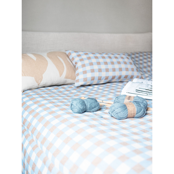 ベッドシーツとしても(BLUE)