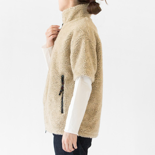 背中や腰回りをしっかり温めてくれるデザイン(Cashmere) 背中や腰回りをしっかり温めてくれるデザイン(Cashmere)