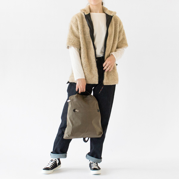 メンズライクなカジュアルスタイルにも（Cashmere・身長163cm）