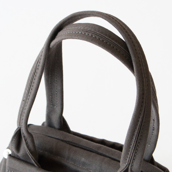 CHARCOAL GRAY