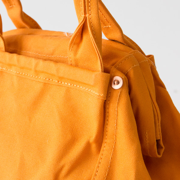 手打ちの打ち抜きリベットを使用(ORANGE)